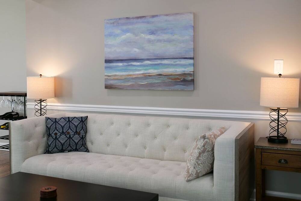 Photo of Livingroom in Easton