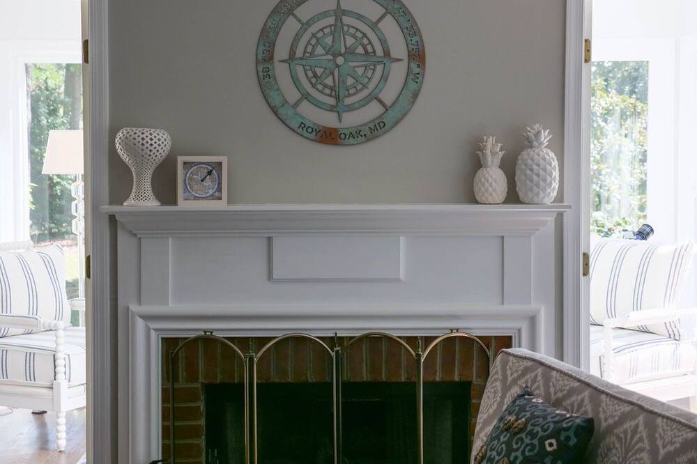Photo of Livingroom in Easton
