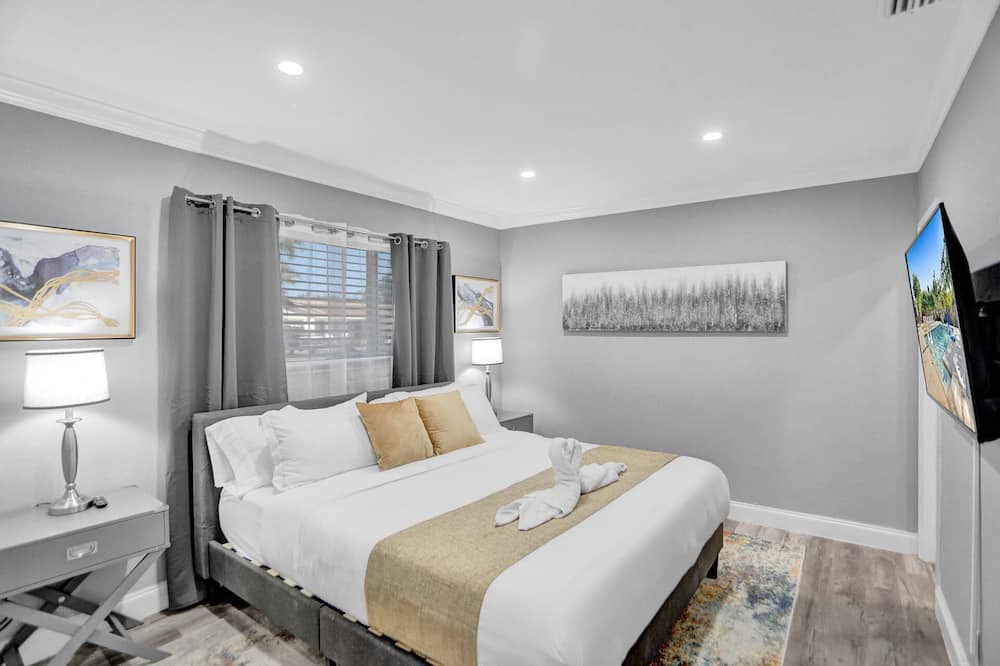 Photo of Bedroom in Lighthouse Point