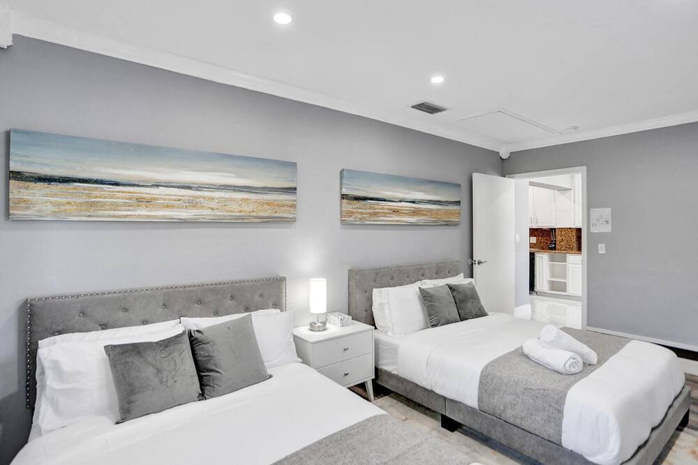 Photo of Bedroom in Lighthouse Point