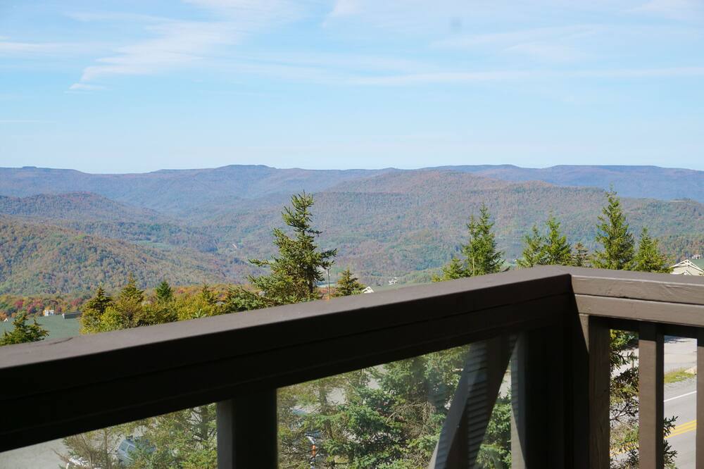 Photo of Patio Balcony in Edray