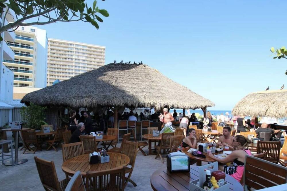 Photo of Others in Bermuda Riviera