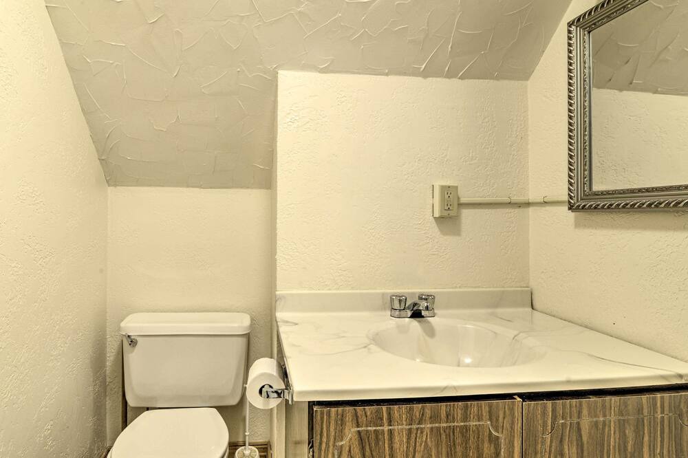 Photo of Bathroom in Edray