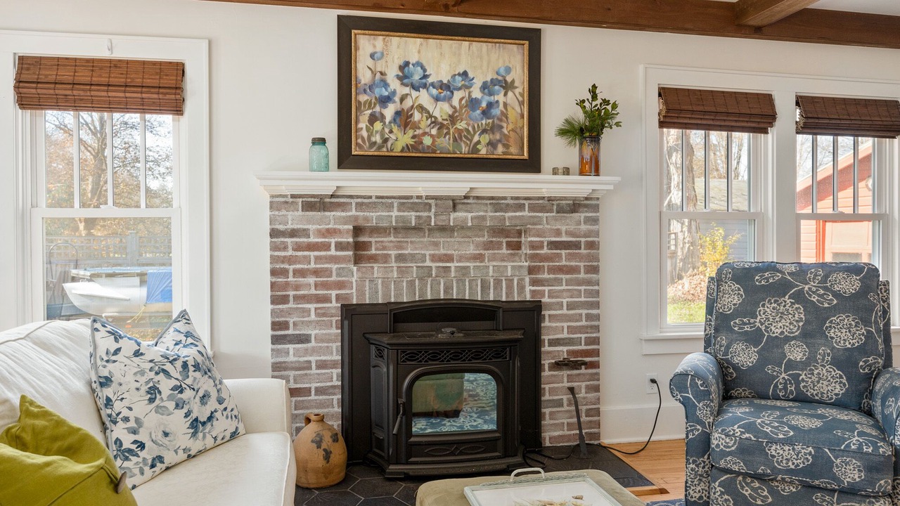 Photo of Livingroom in Valatie