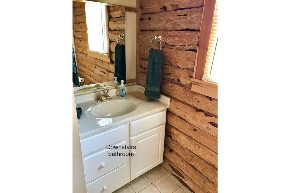 Photo of Bathroom in Wellesley Island