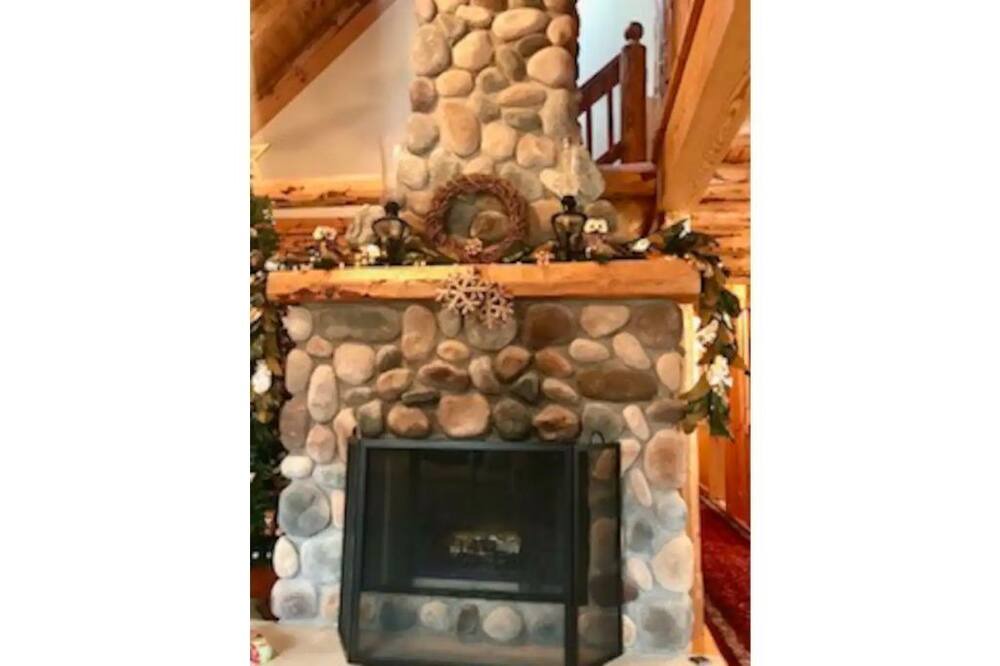 Photo of Livingroom in Wellesley Island