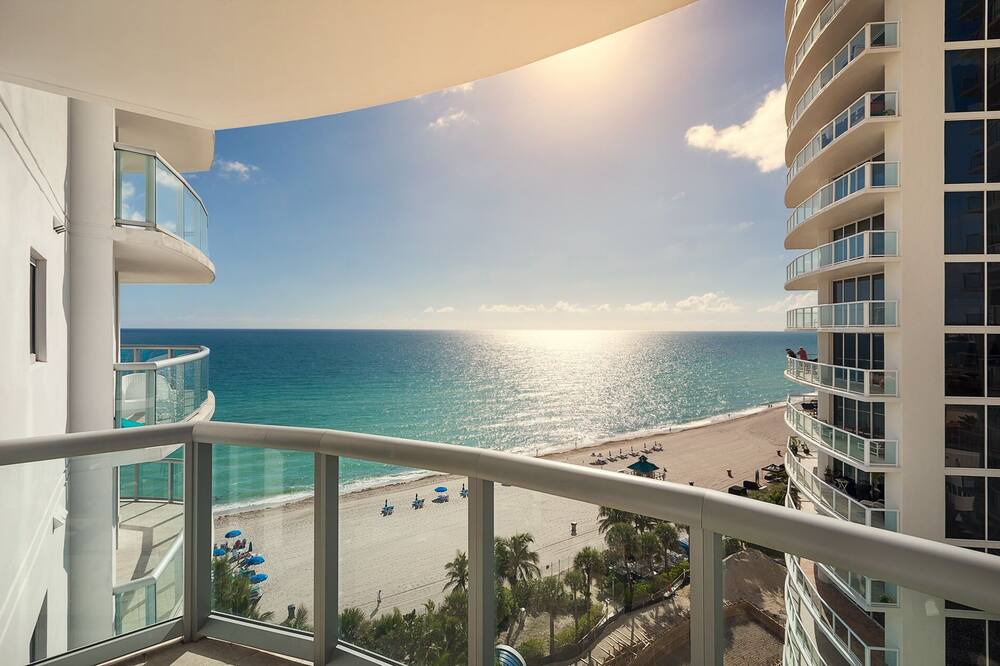 Photo of Patio Balcony in Sunny Isles Beach