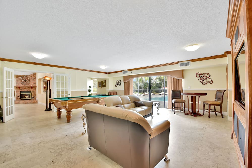 Photo of Livingroom in Southwest Ranches