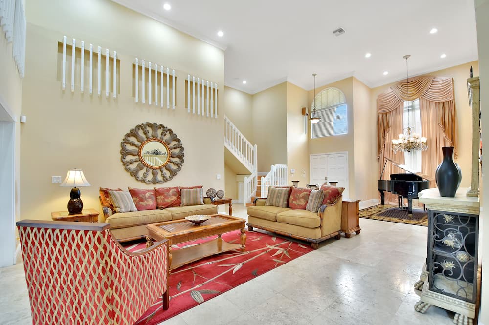 Photo of Livingroom in Southwest Ranches