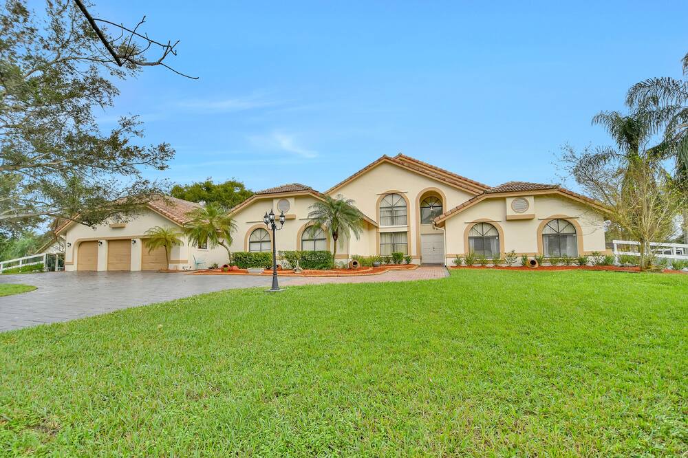 Photo of Outdoor in Southwest Ranches