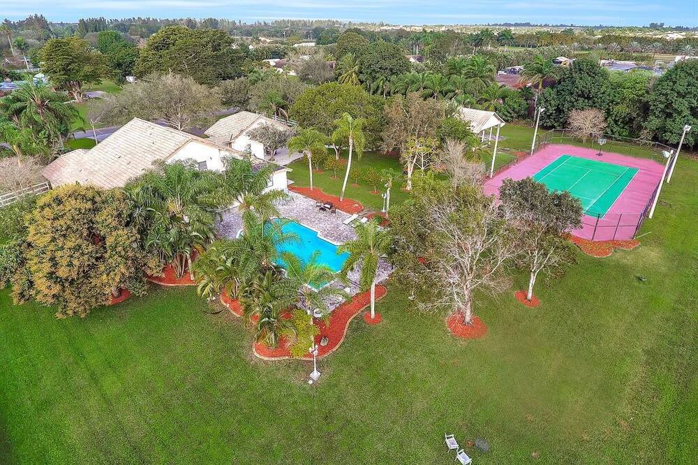 Photo of Outdoor in Southwest Ranches