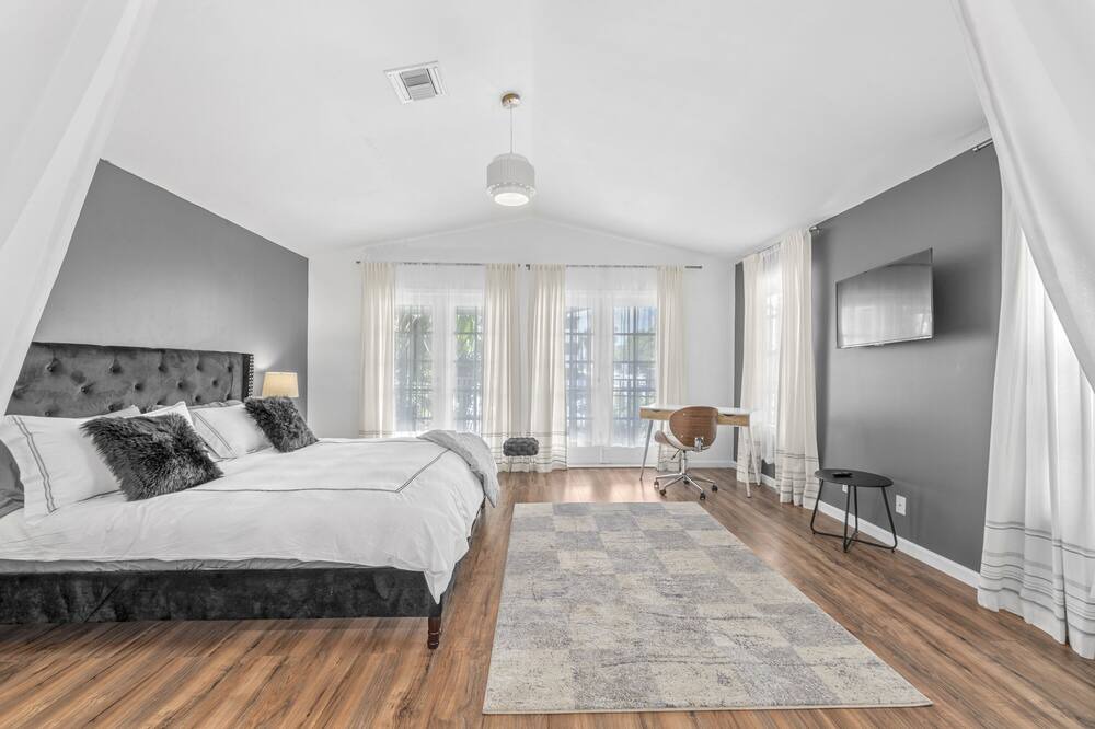 Photo of Bedroom in Colee Hammock