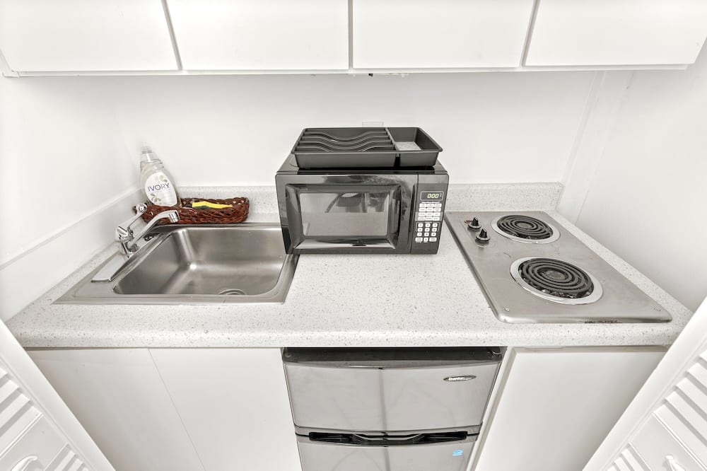 Photo of Kitchen in Colee Hammock