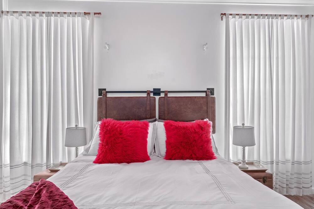 Photo of Bedroom in Colee Hammock