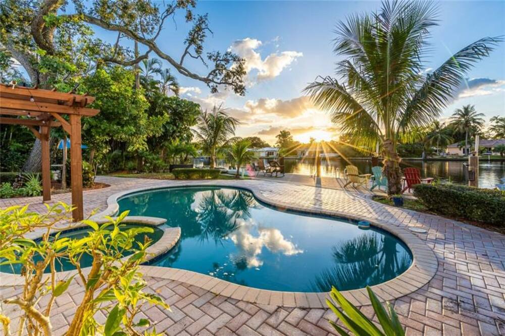 Photo of Outdoor in Wilton Manors