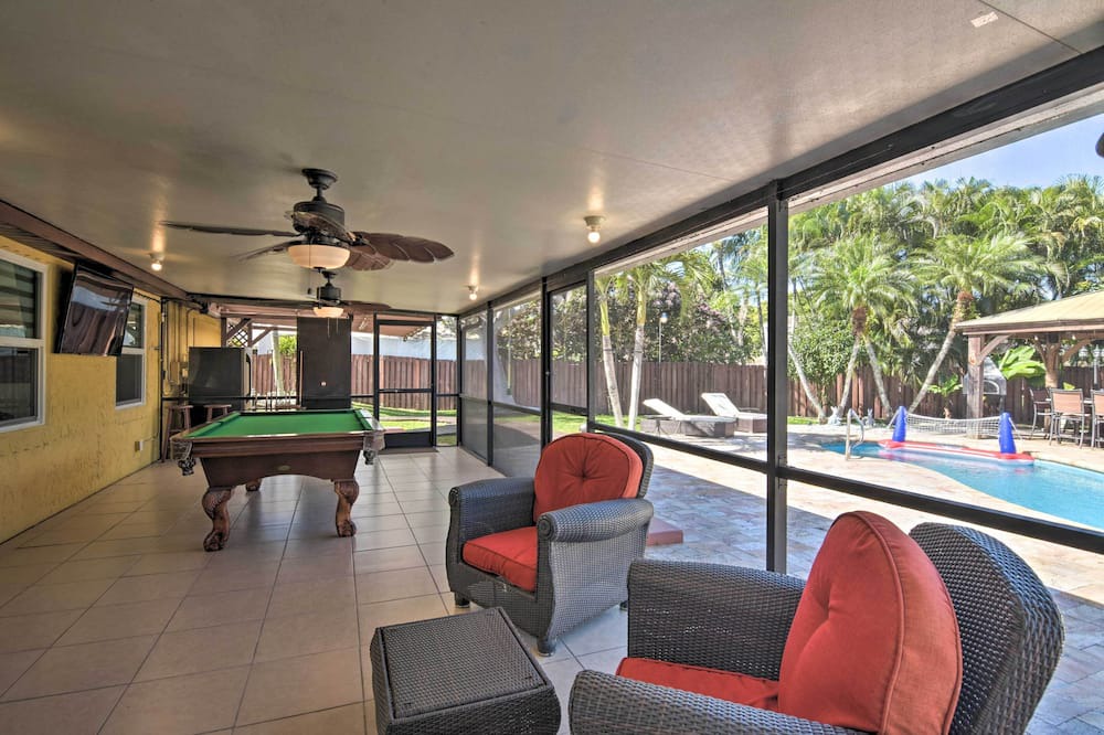 Photo of Outdoor in Weston