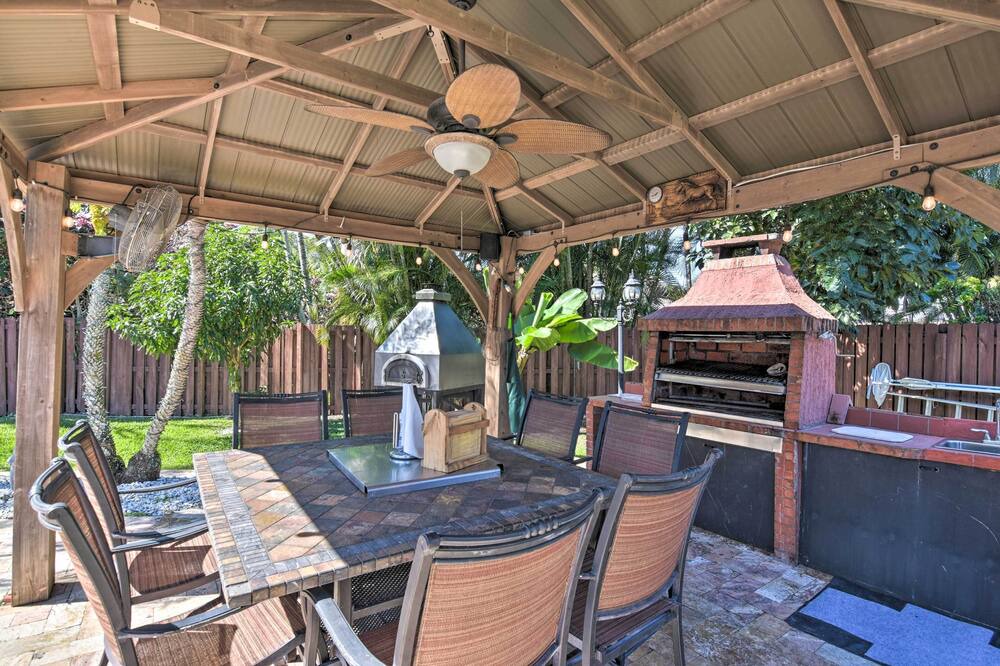 Photo of Outdoor in Weston