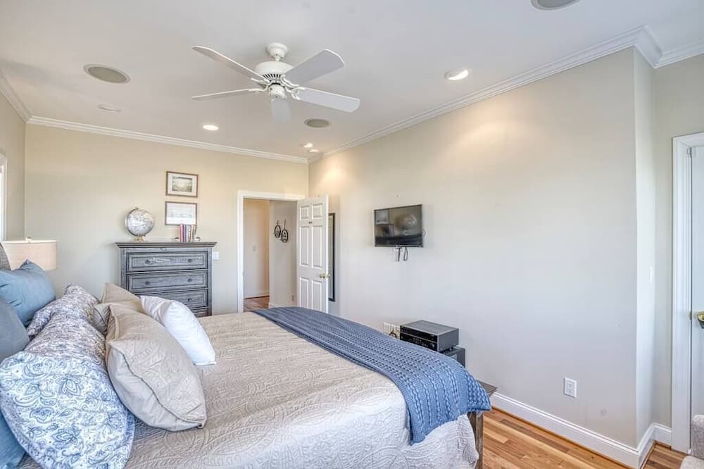 Photo of Bedroom in Fishing Creek