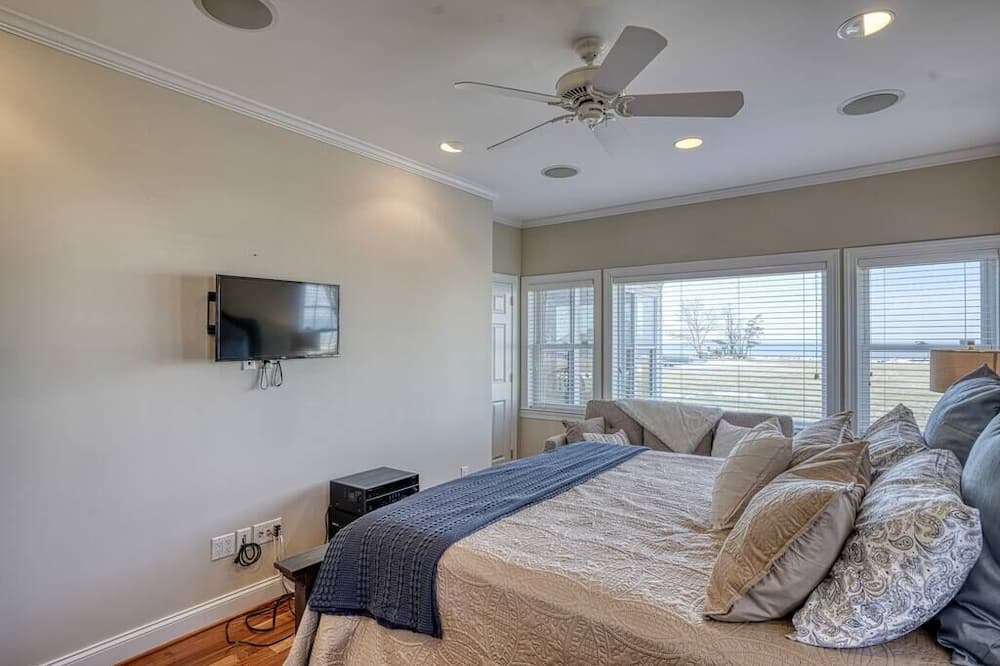 Photo of Bedroom in Fishing Creek