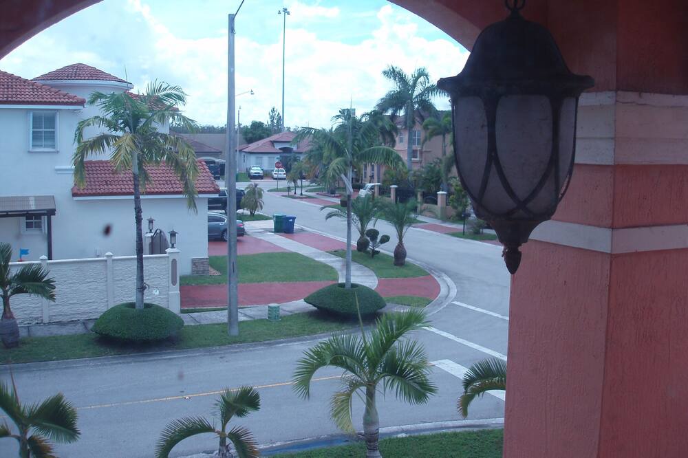 Photo of Others in Miami Lakes