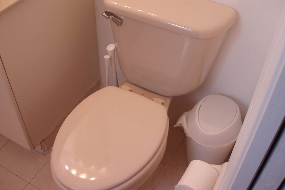 Photo of Bathroom in Miami Lakes