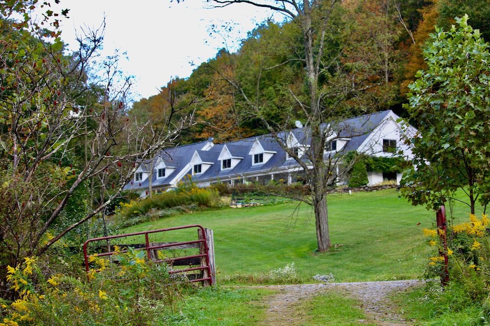 Photo of Outdoor in Edray