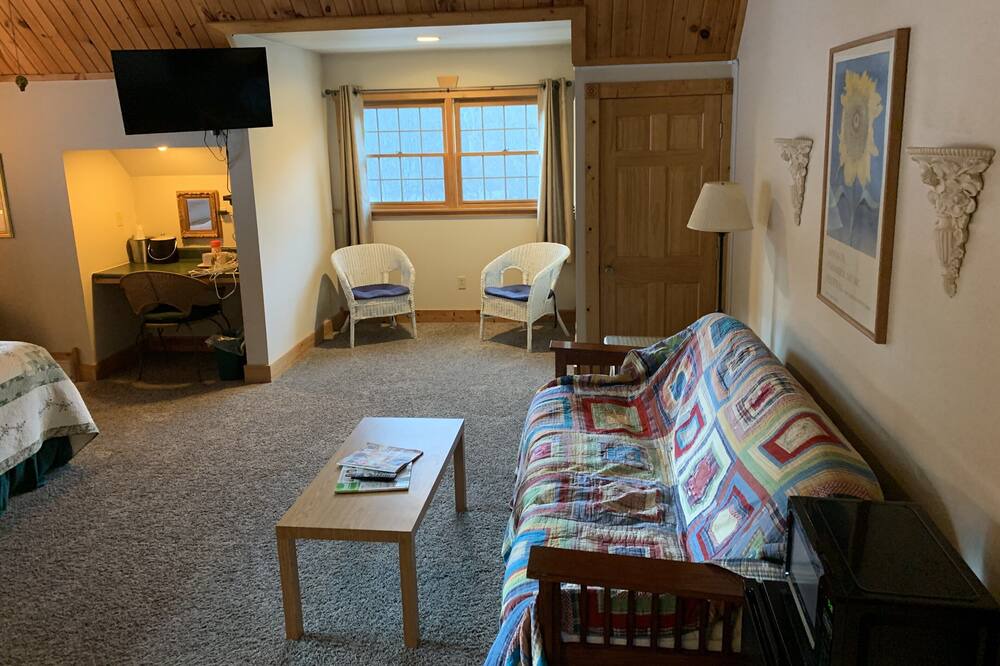 Photo of Livingroom in Edray