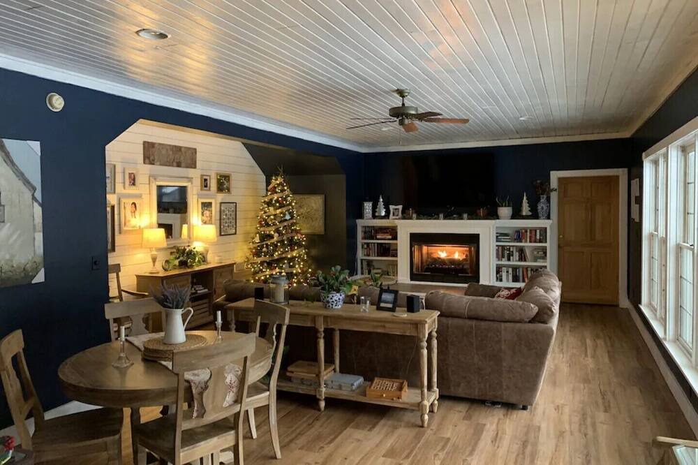 Photo of Livingroom in Edray