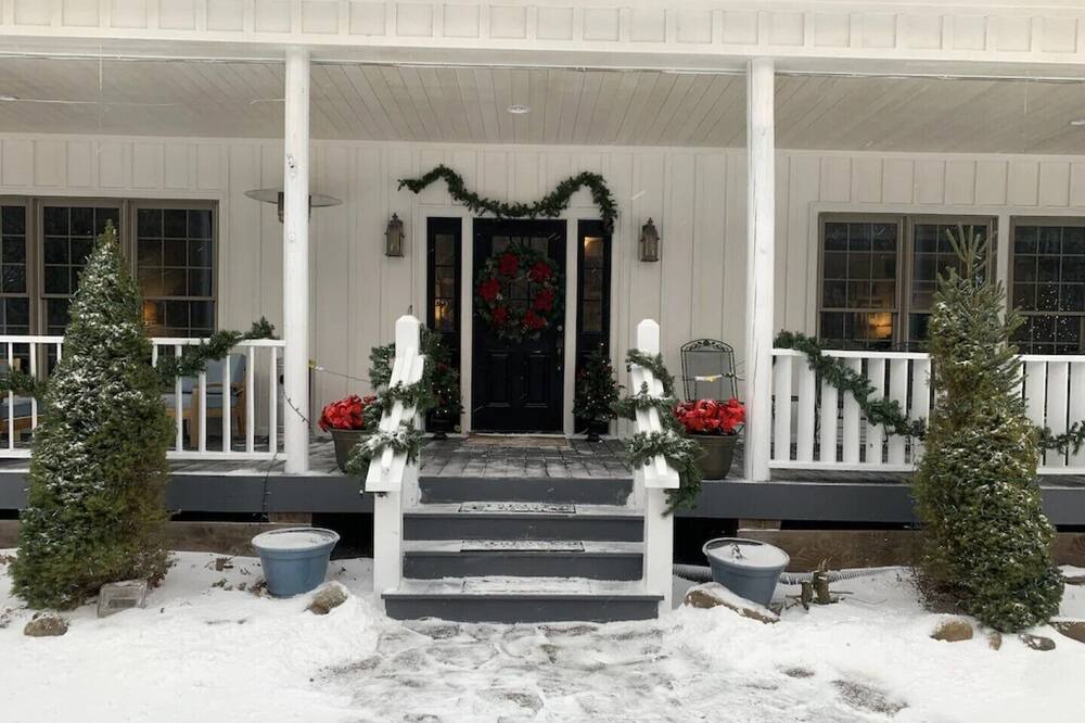 Photo of Outdoor in Edray