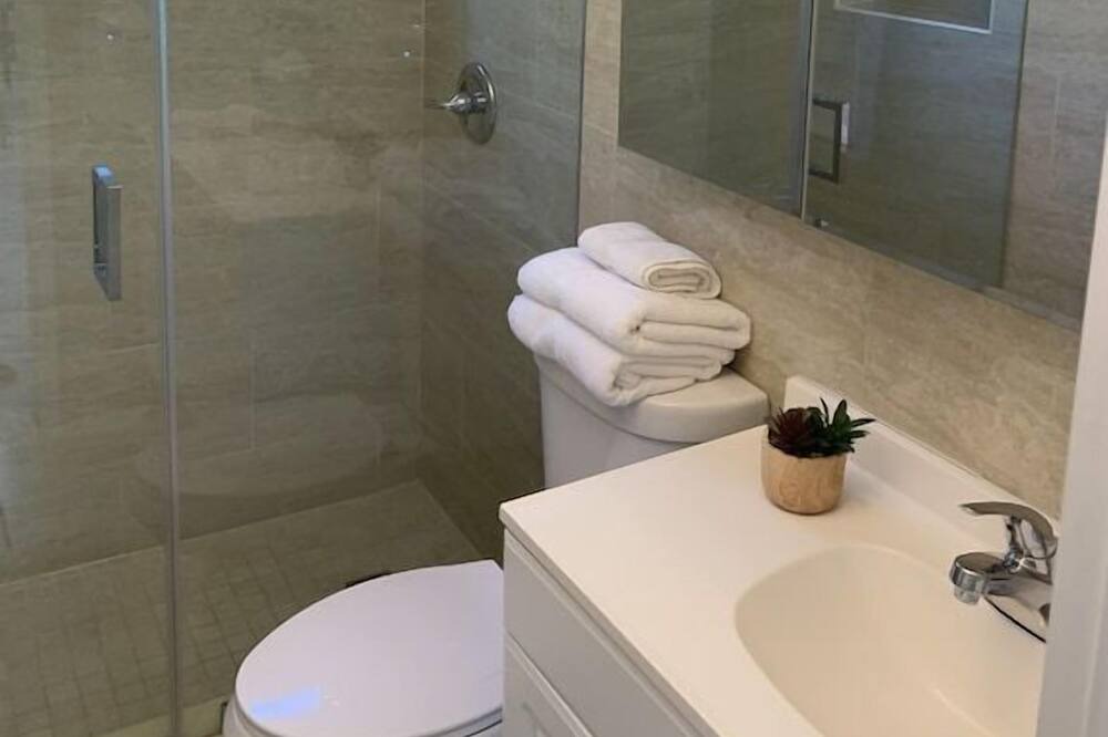 Photo of Others in Coral Ridge Isles