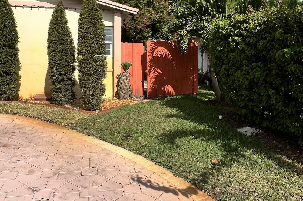 Photo of Others in North Lauderdale