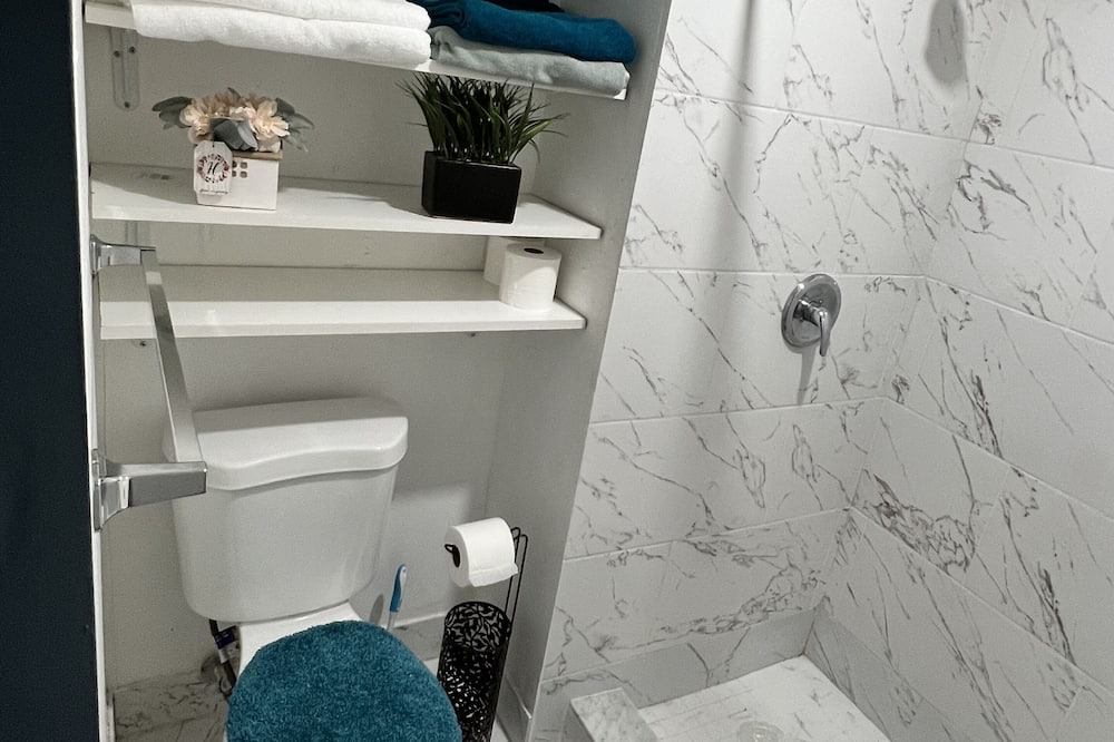 Photo of Bathroom in North Lauderdale