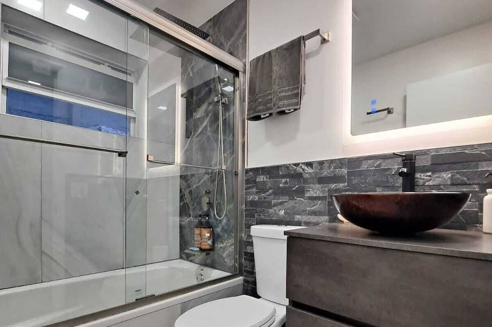 Photo of Bathroom in Little Ranches