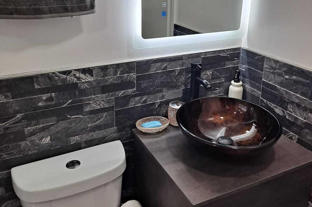 Photo of Bathroom in Little Ranches