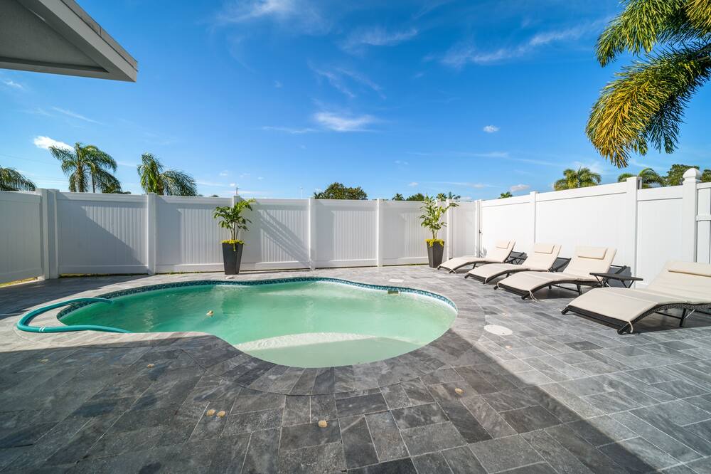 Photo of Outdoor in Coral Heights