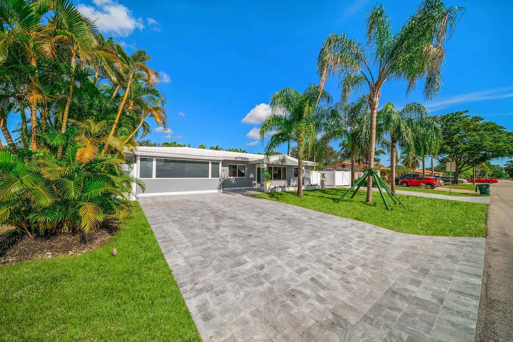 Photo of Outdoor in Coral Heights