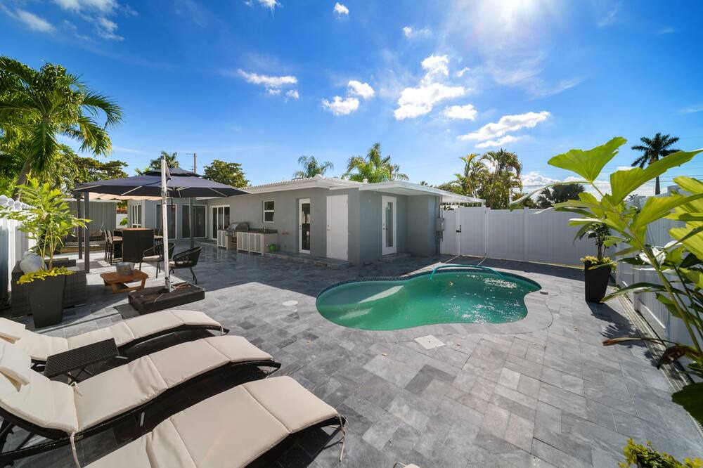 Photo of Outdoor in Coral Heights