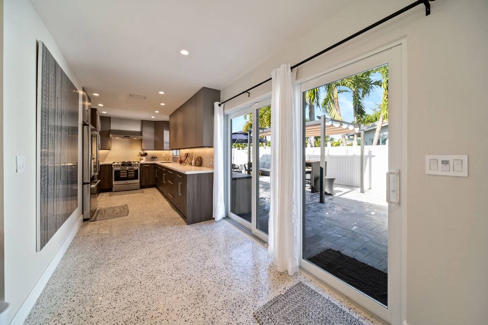 Photo of Bedroom in Coral Heights