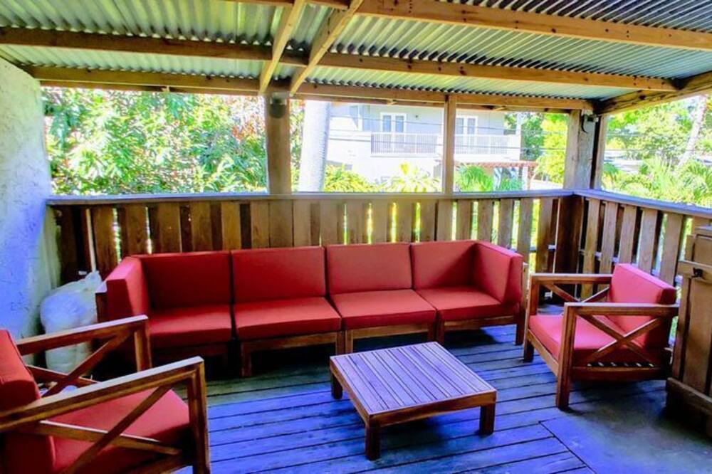 Photo of Patio Balcony in South Corals