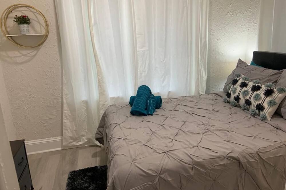 Photo of Bedroom in West Little River