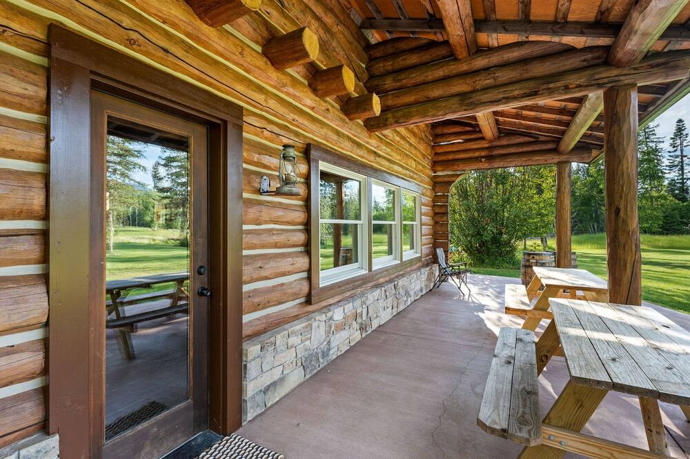 Photo of Patio Balcony in Bigfork