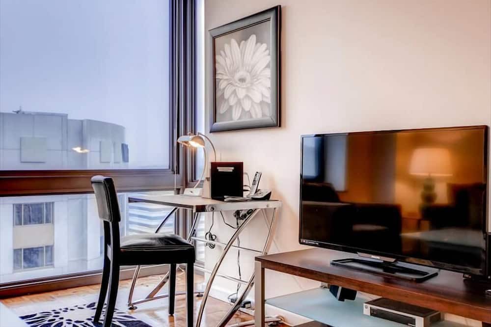 Photo of Livingroom in Hudson Exchange