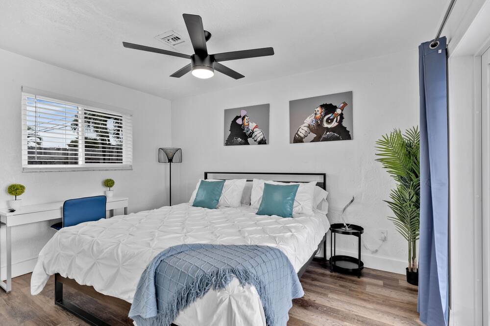 Photo of Bedroom in Driftwood