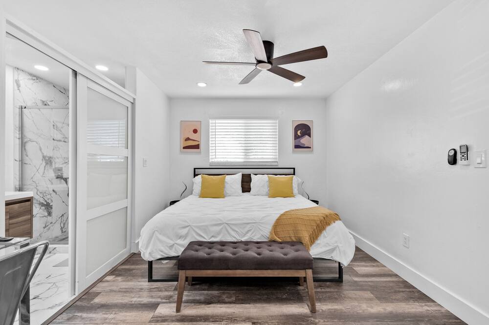 Photo of Bedroom in Driftwood