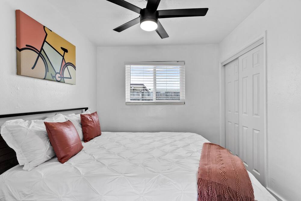 Photo of Bedroom in Driftwood