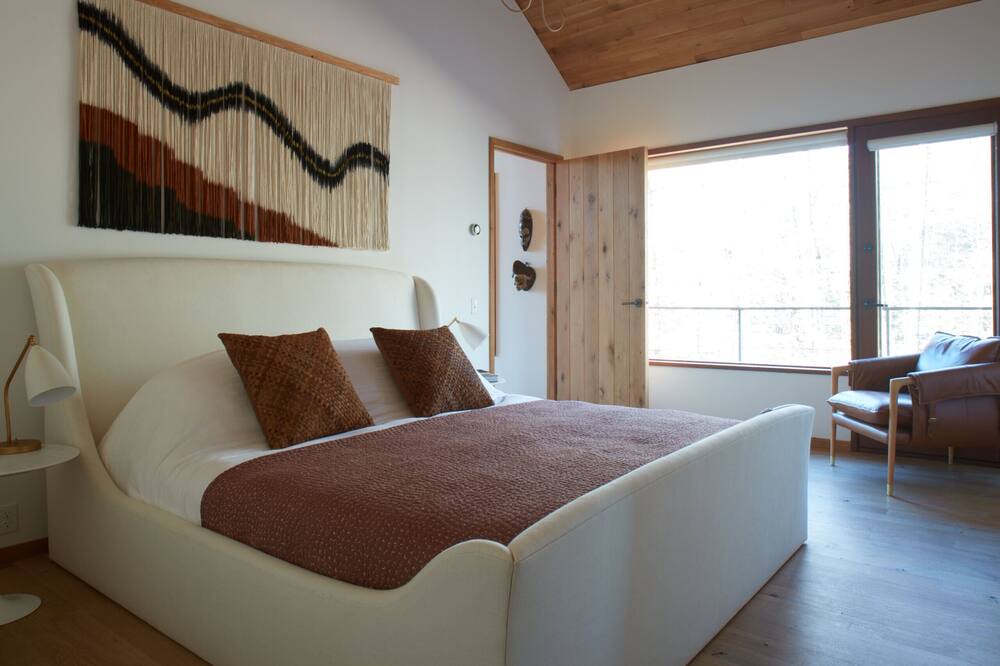 Photo of Bedroom in Kerhonkson