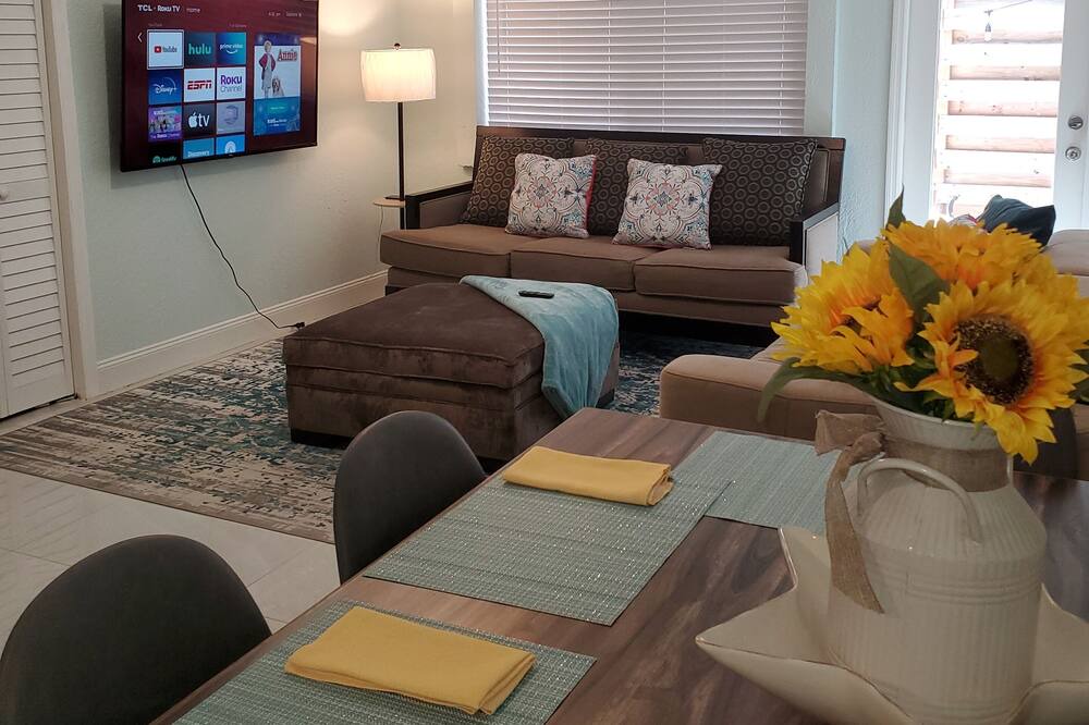 Photo of Livingroom in Poinciana Park