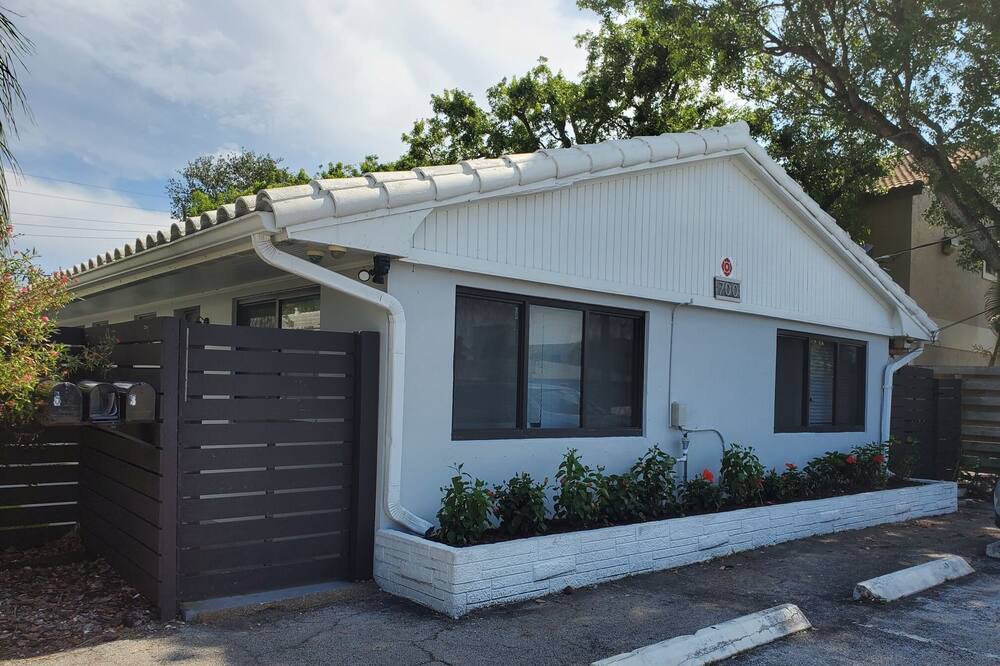 Photo of Outdoor in Poinciana Park
