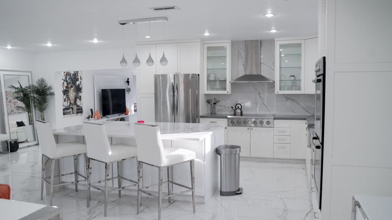 Photo of Kitchen in Hollywood Lakes
