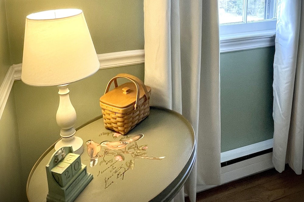 Photo of Bedroom in Rochelle